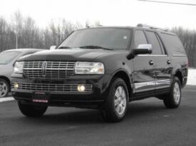 A Touch Of Elegance Limousine Service Inc. - Event Limo - Philadelphia, PA - Hero Gallery 3