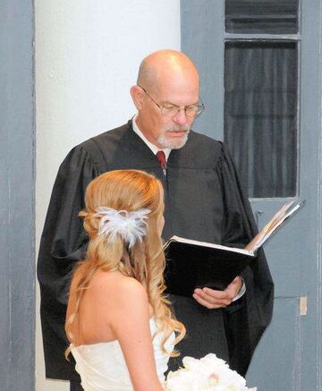 Get Married  in New Orleans - Wedding Officiant - New Orleans, LA - Hero Main