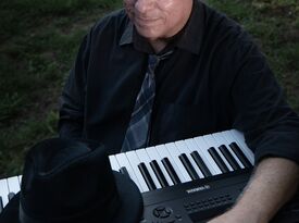Alan Stoumen - Jazz Pianist - Conroe, TX - Hero Gallery 4