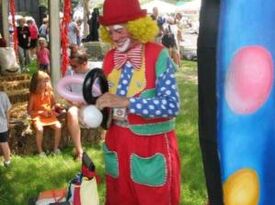 Clown On The Run-Poppins - Clown - Richardson, TX - Hero Gallery 3