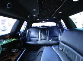 At Your Door Limousine - Event Limo - Dundalk, MD - Hero Gallery 4