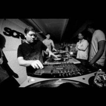DJ Realius 1 - DJ - Fort Lauderdale, FL - Hero Main