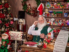 Around the Town Ent. LLC - Holiday Entertainment - Santa Claus - Elgin, IL - Hero Gallery 2