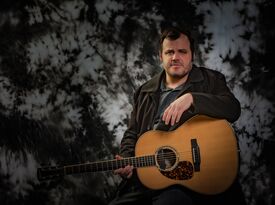 Adam Karch - Singer Guitarist - Carignan, QC - Hero Gallery 2