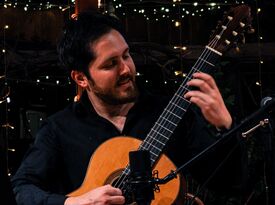 Lucas Carballeira - Classical Guitarist - Austin, TX - Hero Gallery 2