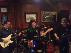 Shattered Glass - Classic Rock Band - Colts Neck, NJ - Hero Gallery 4