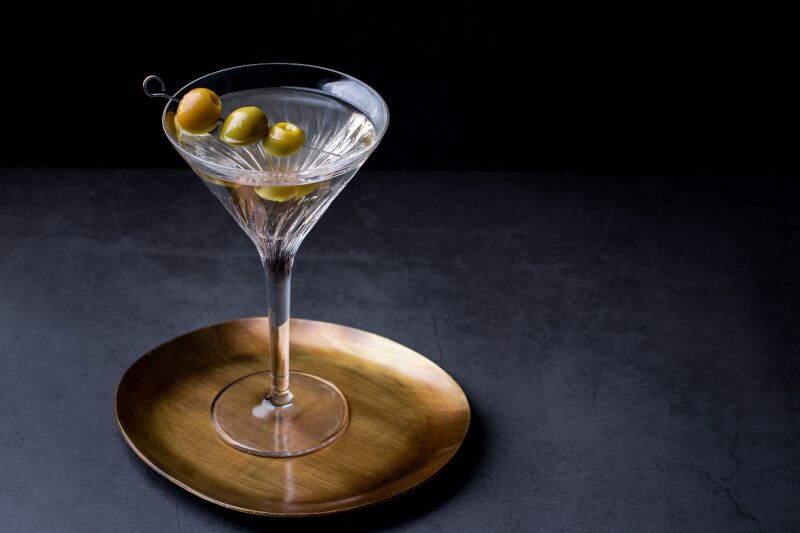 Old Hollywood theme party idea - martinis