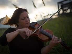 Liz Stacy - Violinist - Hampton, VA - Hero Gallery 3