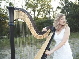Agnes Hall - Harpist - Nashville, TN - Hero Gallery 3
