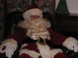 Ho Ho Ho!  - Santa Claus - Marion, OH - Hero Gallery 4