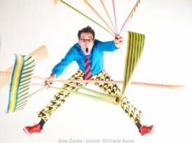 Alex Zerbe - Comedy, Magic and Juggling - Comedy Magician - Seattle, WA - Hero Gallery 4