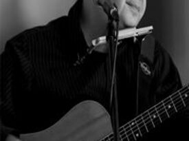 Jeff Tucker - Singer Guitarist - Virginia Beach, VA - Hero Gallery 3