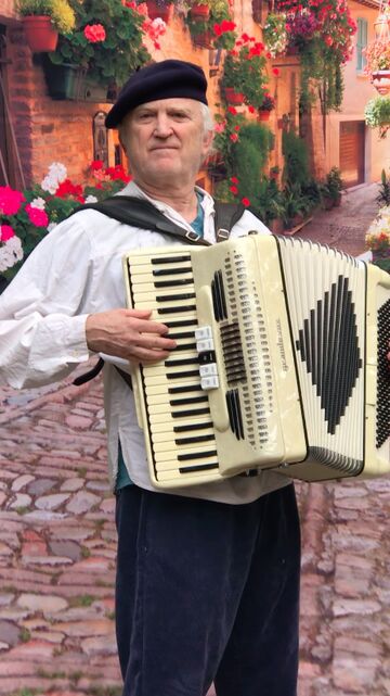 A-A Strolling Accordion for Parties - Accordion Player - Sausalito, CA - Hero Main