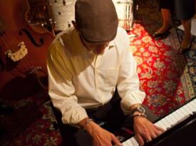 Noam Eisen - Pianist/Keyboardist & Singer  - Singing Pianist - San Francisco, CA - Hero Gallery 4