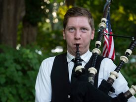 Patrick Roniger- Professional Bagpiper - Bagpiper - New York City, NY - Hero Gallery 4