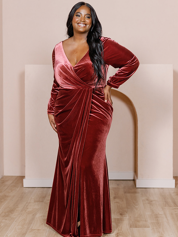 plus size dresses with sleeves