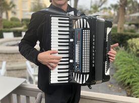 Authentic Accordion Music with Vincent Demor - Accordion Player - West Columbia, SC - Hero Gallery 2