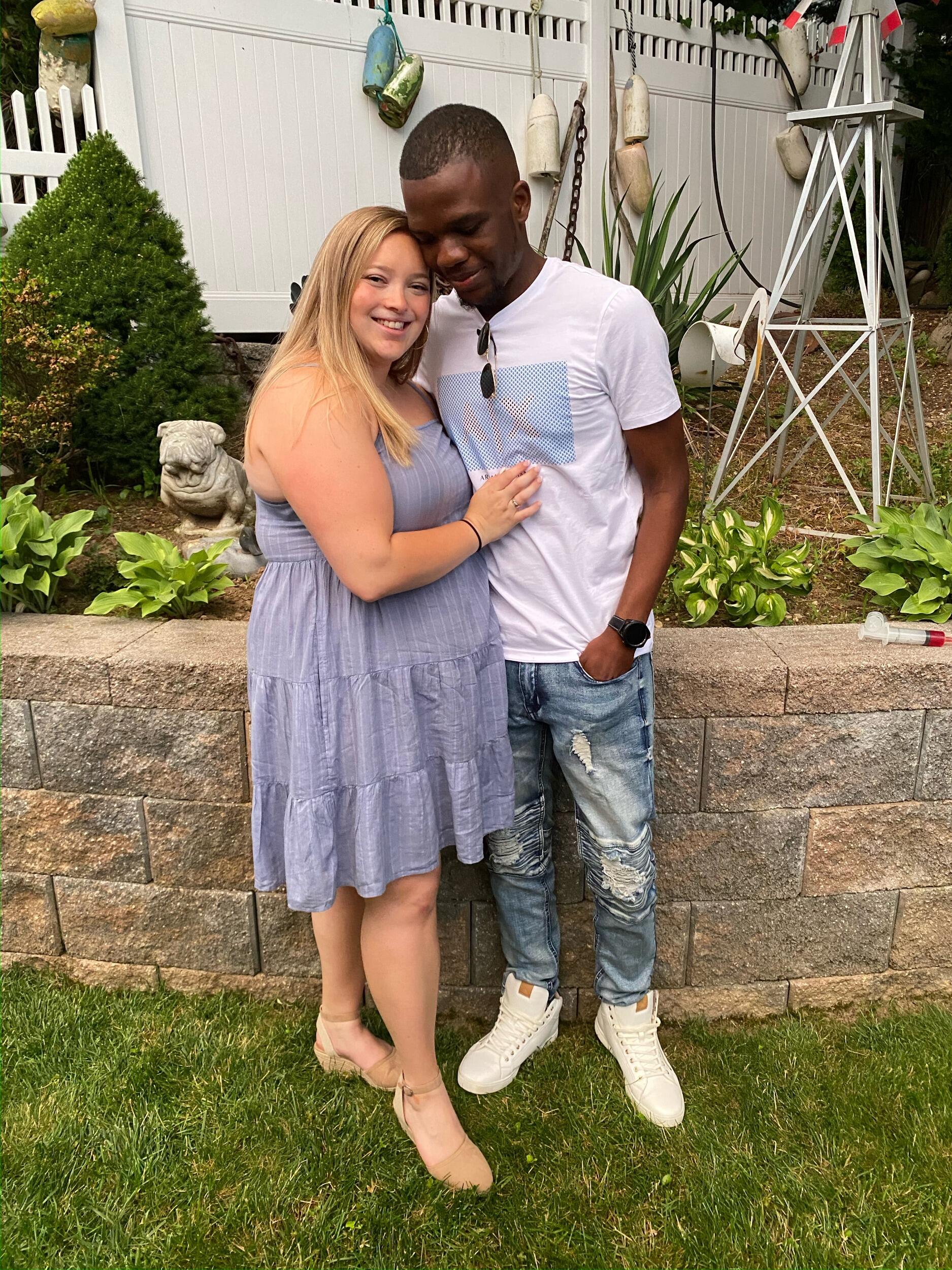 After a few unforgettable dates, Junior and Emily became official, when he asked Emily to be his girlfriend.