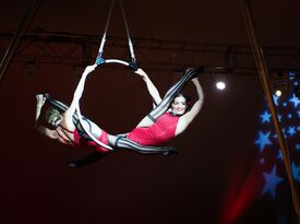 Boston Circus Guild - Circus Performer - Boston, MA - Hero Gallery 3
