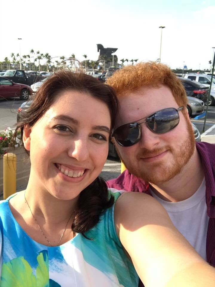 Mat and Jess went to the horse races in Florida with Linda and Bruce McConnell! We had lots of fun betting on the horses and competing against each other.