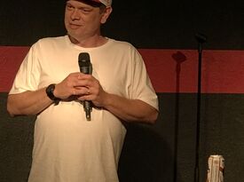Chuck & Bill Comedy  - Stand Up Comedian - Omaha, NE - Hero Gallery 3