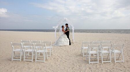 Beach Weddings in Mississippi