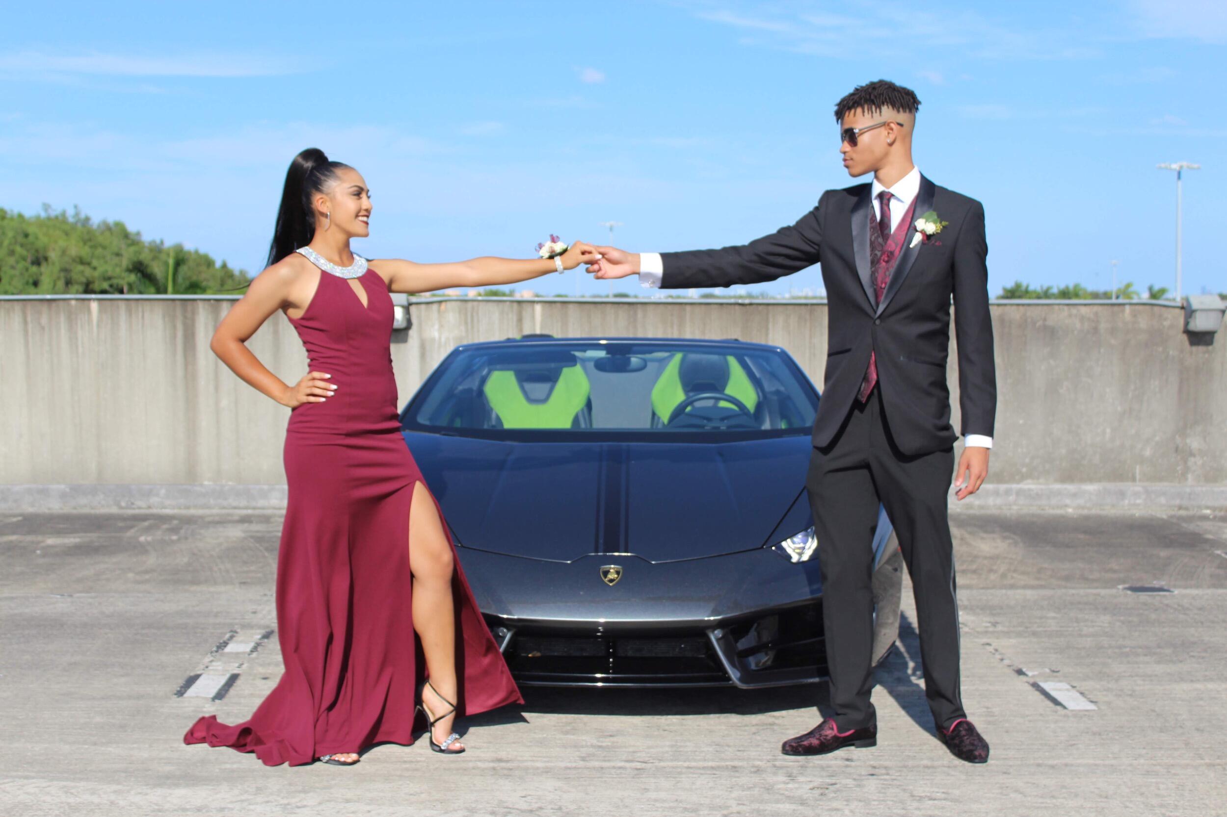 Prom king & queen