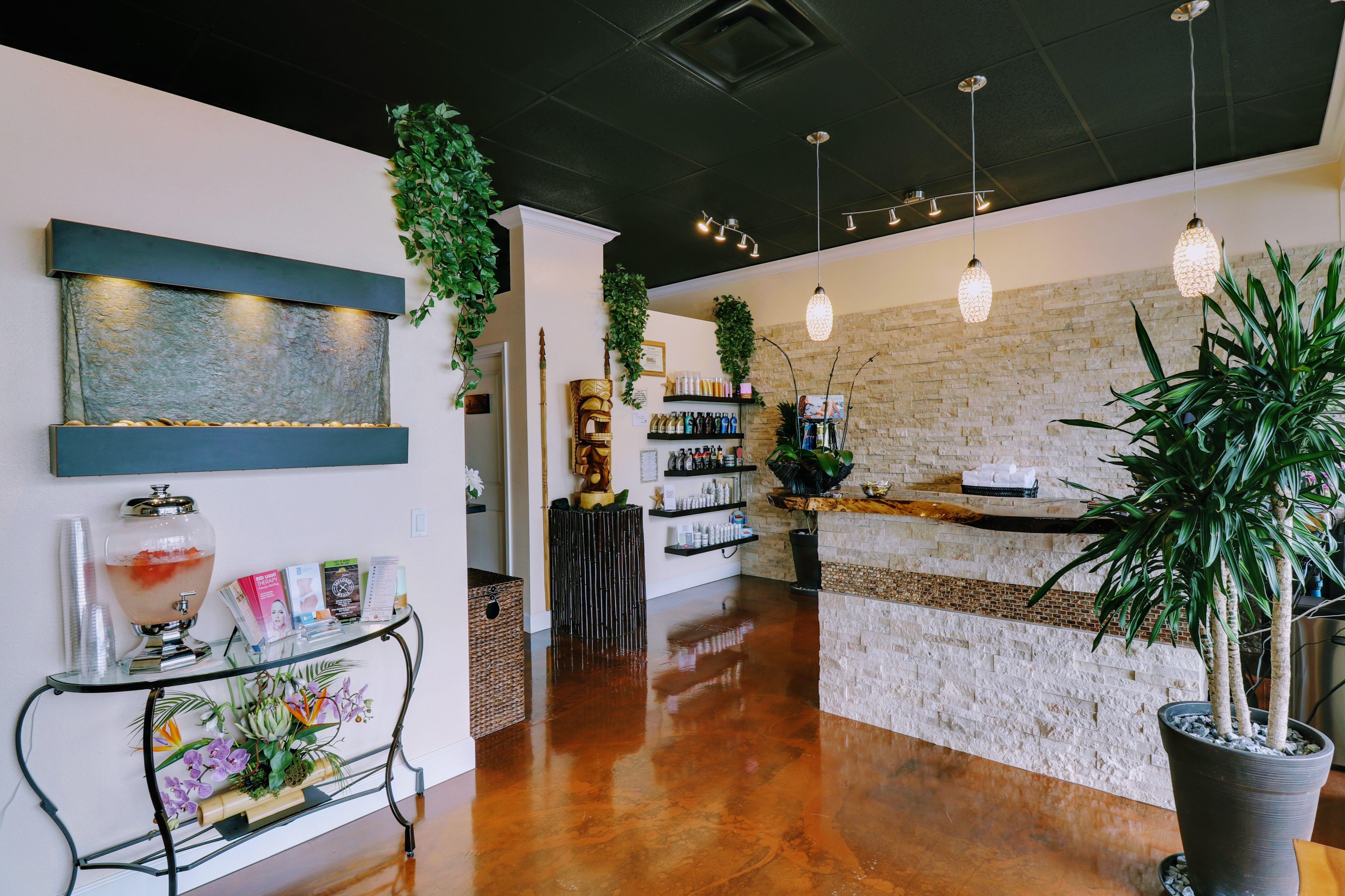 Tiki Tan Salon | Kailua Kona, Hi Beauty