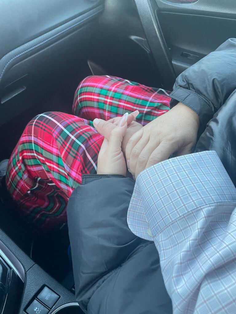 Inseparable from the start, they spent every waking moment together. One memorable day, they were on their way to Jeremy’s job in Culver City, California. The journey was filled with laughter 😂 and shared stories, a testament to their deep connection ❤️ and the joy 😊 they found in each other’s company.