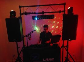 Z Lane Entertainment - DJ - Elgin, SC - Hero Gallery 4