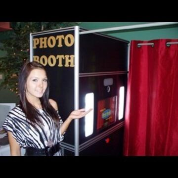 Corona Photo Booth Rental Pros - Photographer - Corona, CA - Hero Main