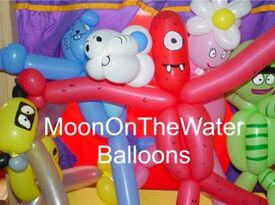 Moon On the Water- NJ's 5 Star Balloon Artists - Balloon Twister - Carteret, NJ - Hero Gallery 1