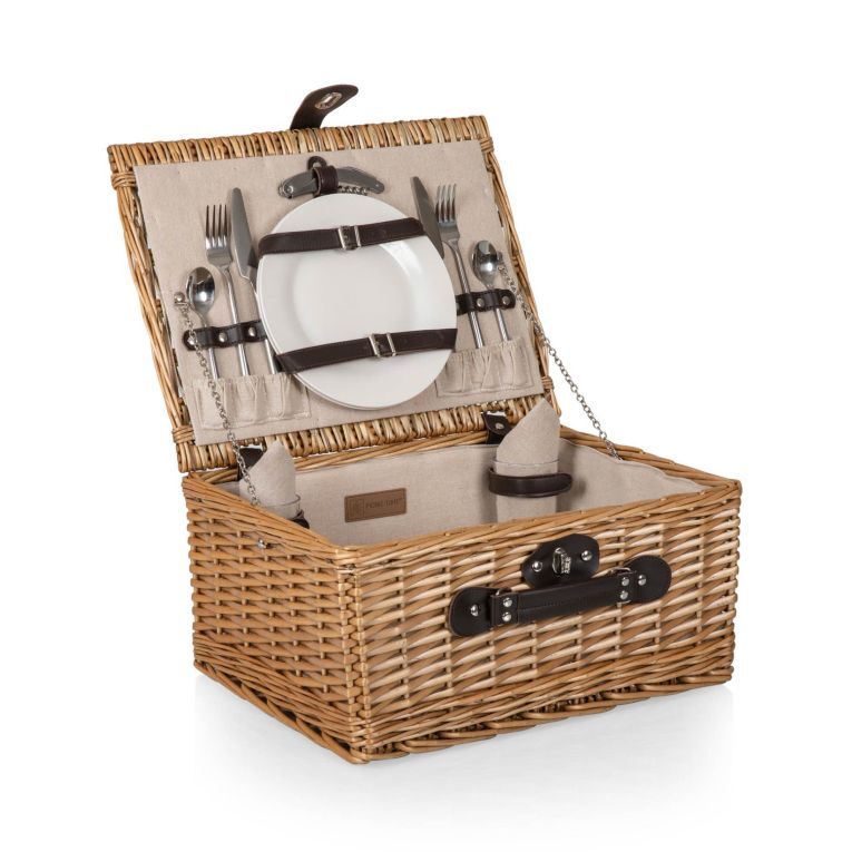 Wicker picnic basket