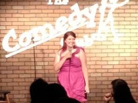 Madelein Smith - Stand Up Comedian - New York City, NY - Hero Gallery 2