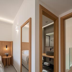 Gallery Photo 13