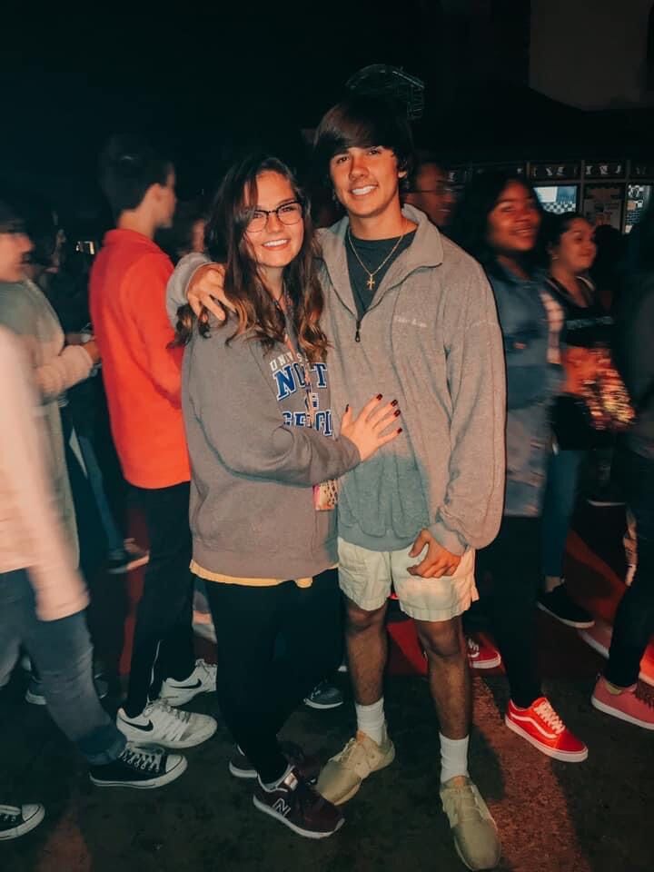 After Ryan stalked me for a week and I decided to finallyyyy give him the time of day, we went on our first official date to Fright Fest at Six Flags.