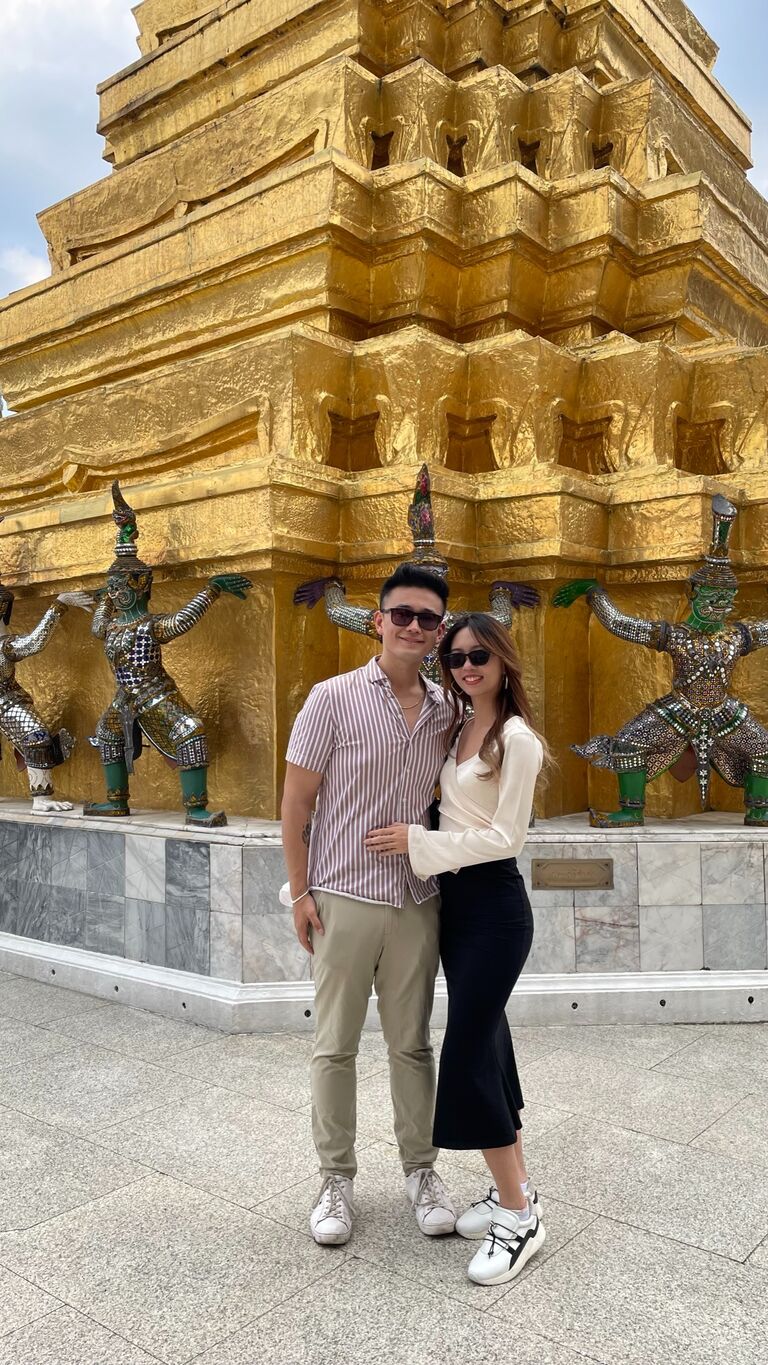 We explore Thailand together