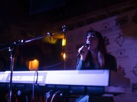 Rachel Goodman Music - Singing Pianist - Pop Singer - Chicago, IL - Hero Gallery 1