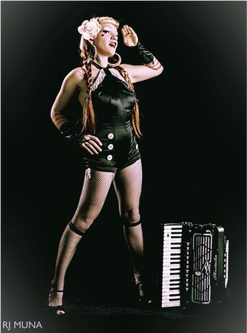 Sansa Asylum singing accordionist - Accordion Player - Los Angeles, CA - Hero Main