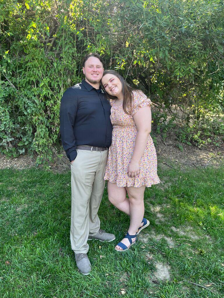 We decided it was time to make the move back to California. We knew that we wanted to be surrounded the people we loved the most, our friends and family!