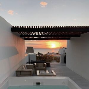Gallery Photo 15