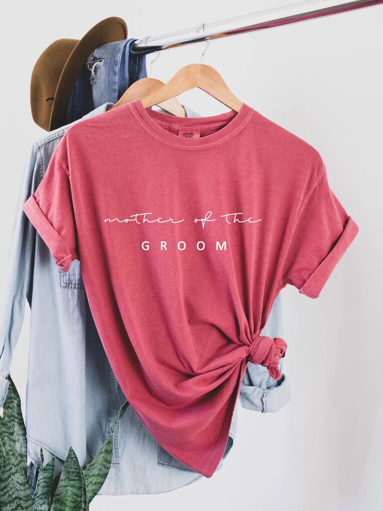 Mother-of-the-groom shirt in coral red
