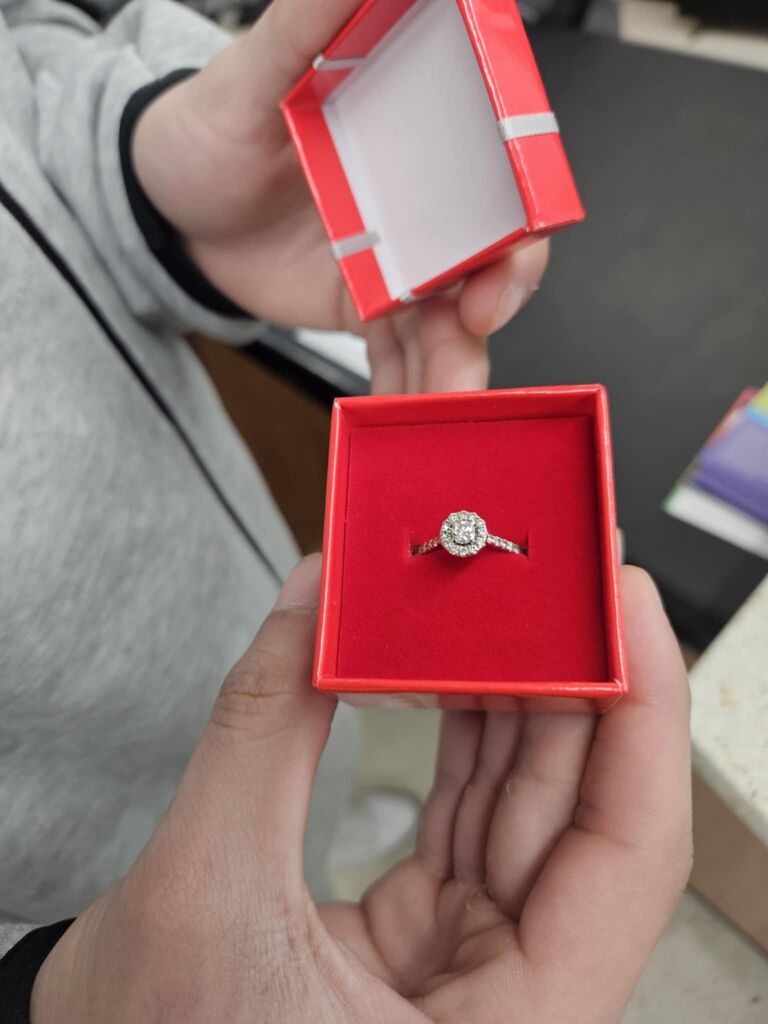 The ring!
