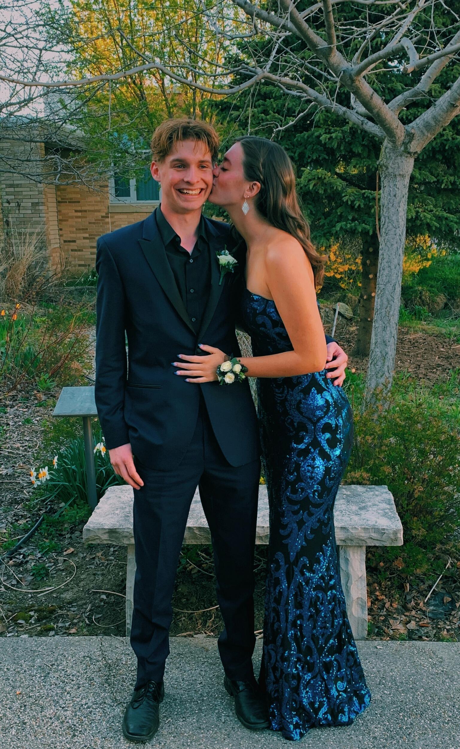 Eli's senior prom!