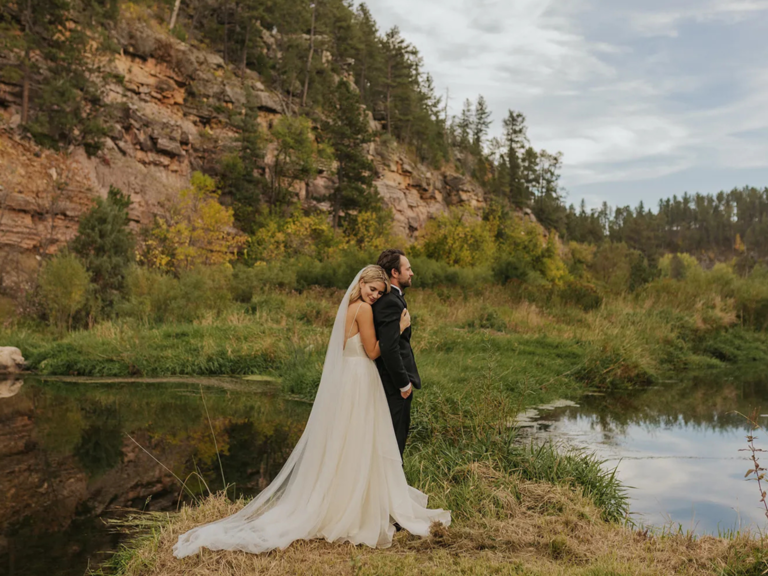 Couples' wedding portraits in South Dakota, how to get married in South Dakota