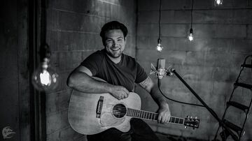 Ian Flanigan - Acoustic Guitarist - Saugerties, NY - Hero Main