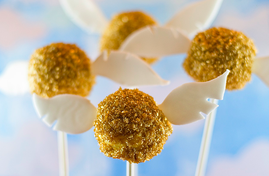 Halloween Finger Food Recipes - Golden Snitch Cake Pops