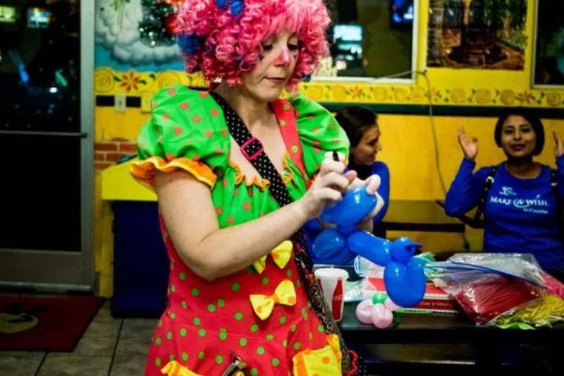 Carnival party ideas - clowns