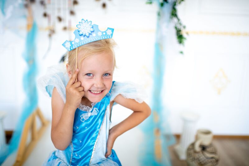 Dress for the ball Cinderella birthday party ideas