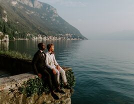 Romantic couple in Varenna, Italy.